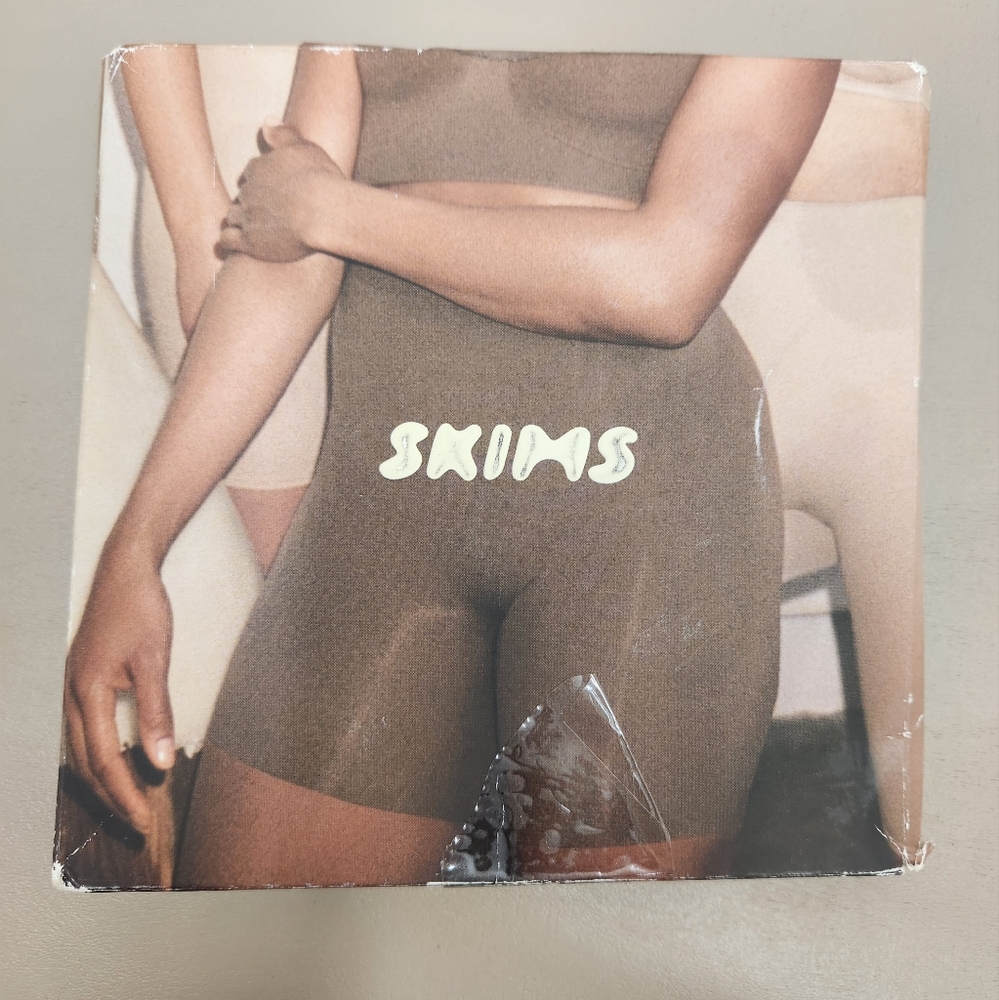 NWT SKIMS Seamless Solutionwear Shorts size XXS/XS